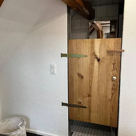招待所 Mit Bettenlager Dockingen